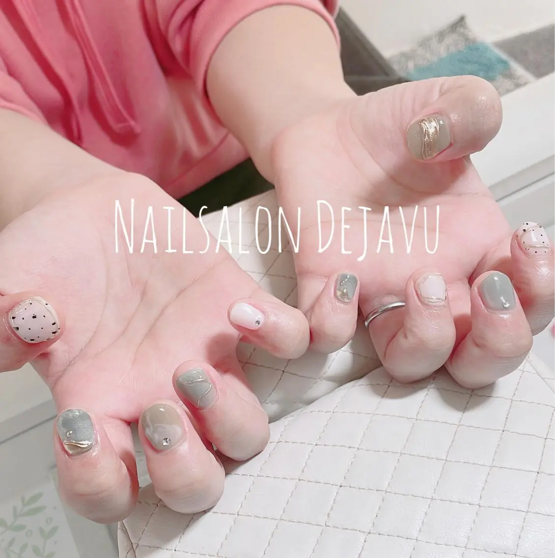ネイル アートネイル ミラーネイル 持ち込み ニュアンスネイル 春ネイル Nail salon Dejavu 🌿のネイルデザイン