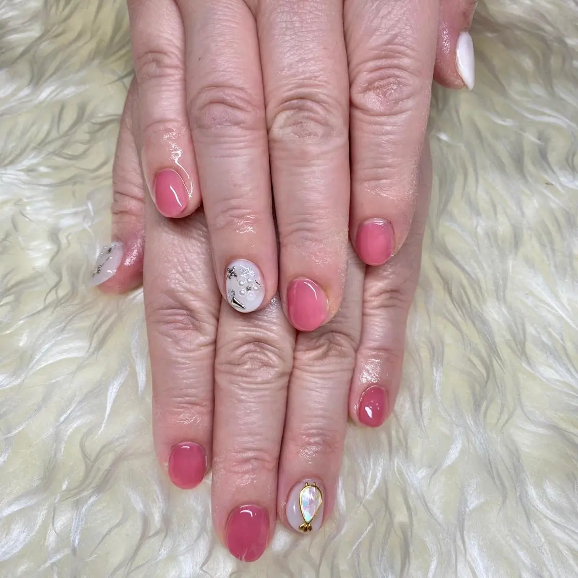 ネイル 春ネイル ハンドネイル Nail&eye Belire 新宿のネイルデザイン