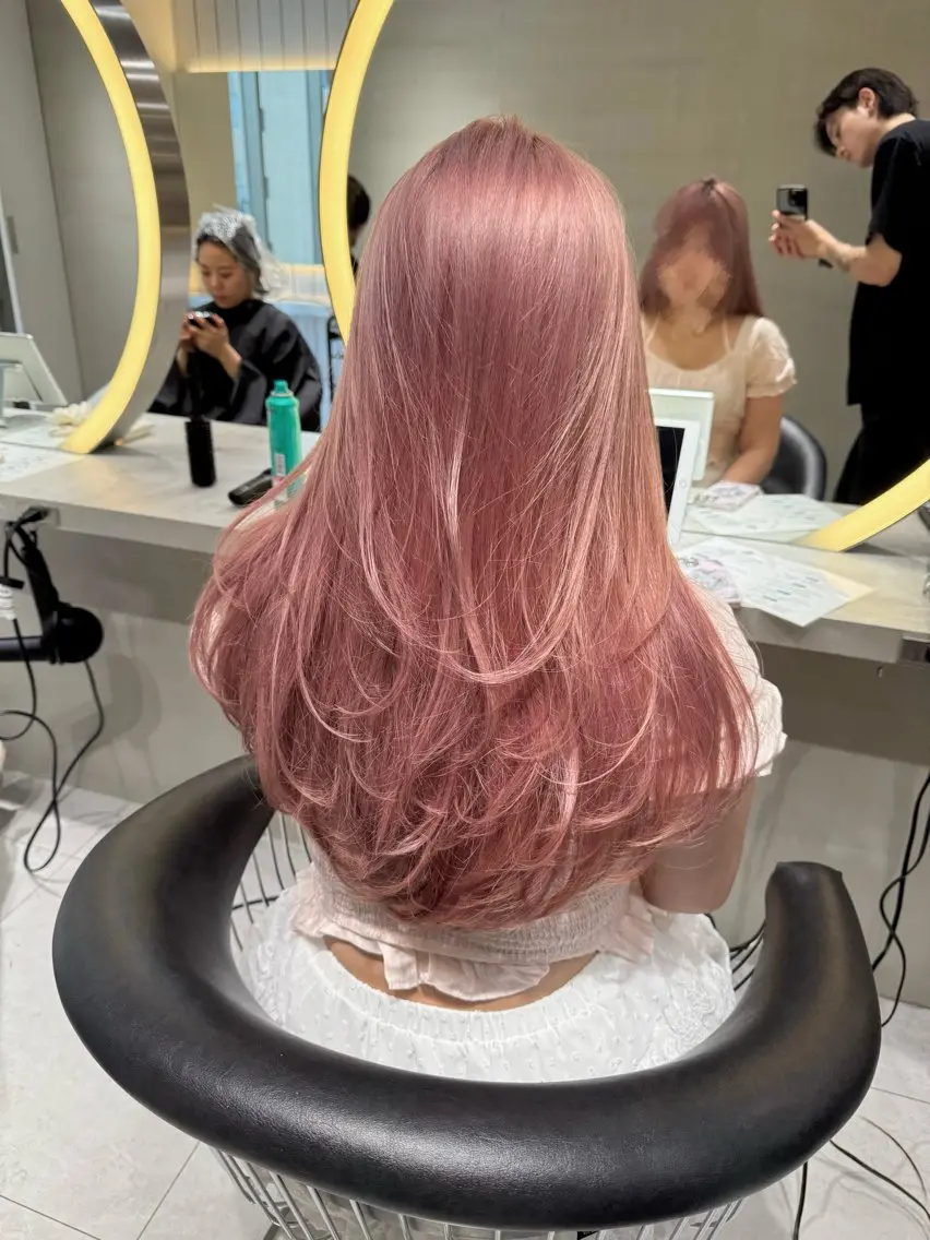 ロング カラー ヘアカラー トリートメント トレンド韓国ヘア/ kenshinのヘアスタイル