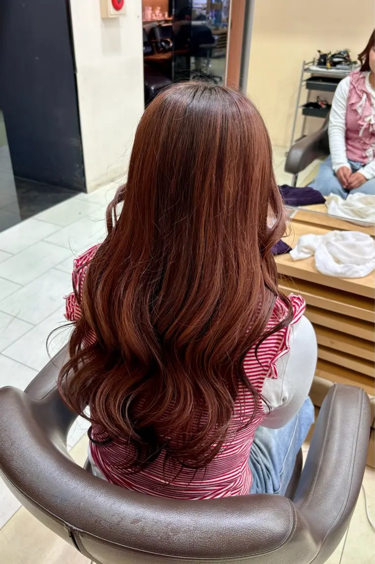 ロング ヘアアレンジ ヘアセット airi🌺カラー /特殊ヘア⛓️🖤のヘアスタイル