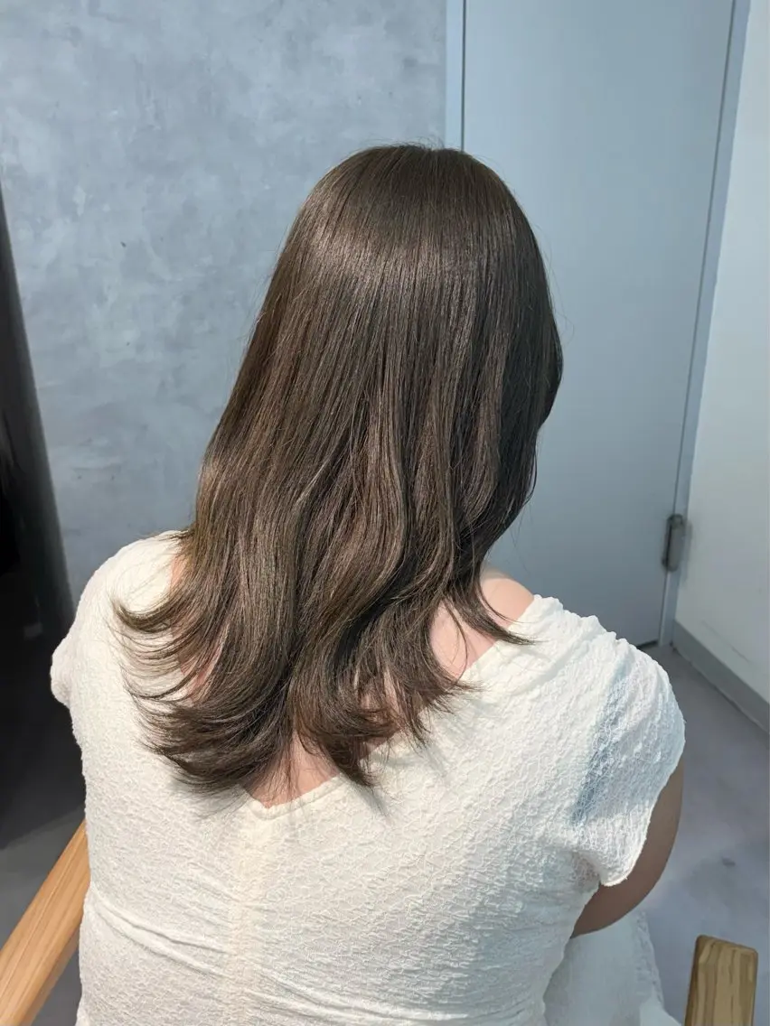 ミディアム カラー ベージュカラー オリーブベージュ ヘアカラー ♦️個室快眠スパ♦️ / 西野 杏🫧のヘアスタイル