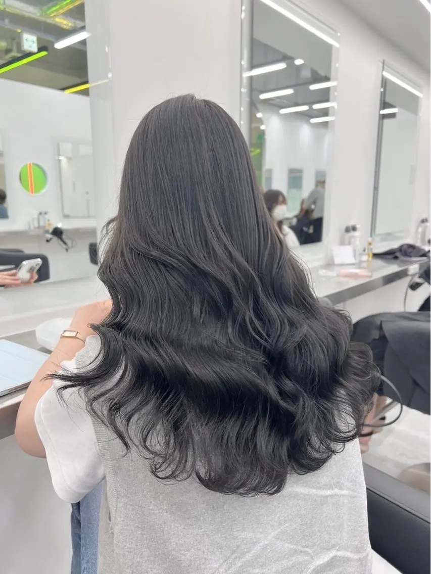 ロング 韓国ワンホン透明感 カラー✨🖤ここあのヘアスタイル