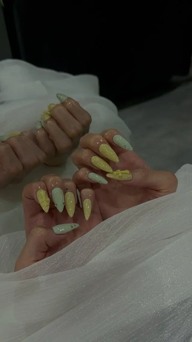 ネイル パステルネイル 黄色 Nail Salon ANELAのネイルデザイン