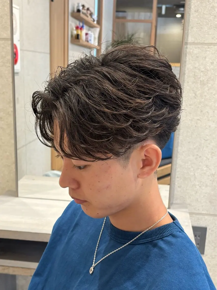ショート パーマ メンズ フェザーパーマ メンズパーマ カット パーマ 泉　将太/縮毛矯正 /メンズパーマのヘアスタイル