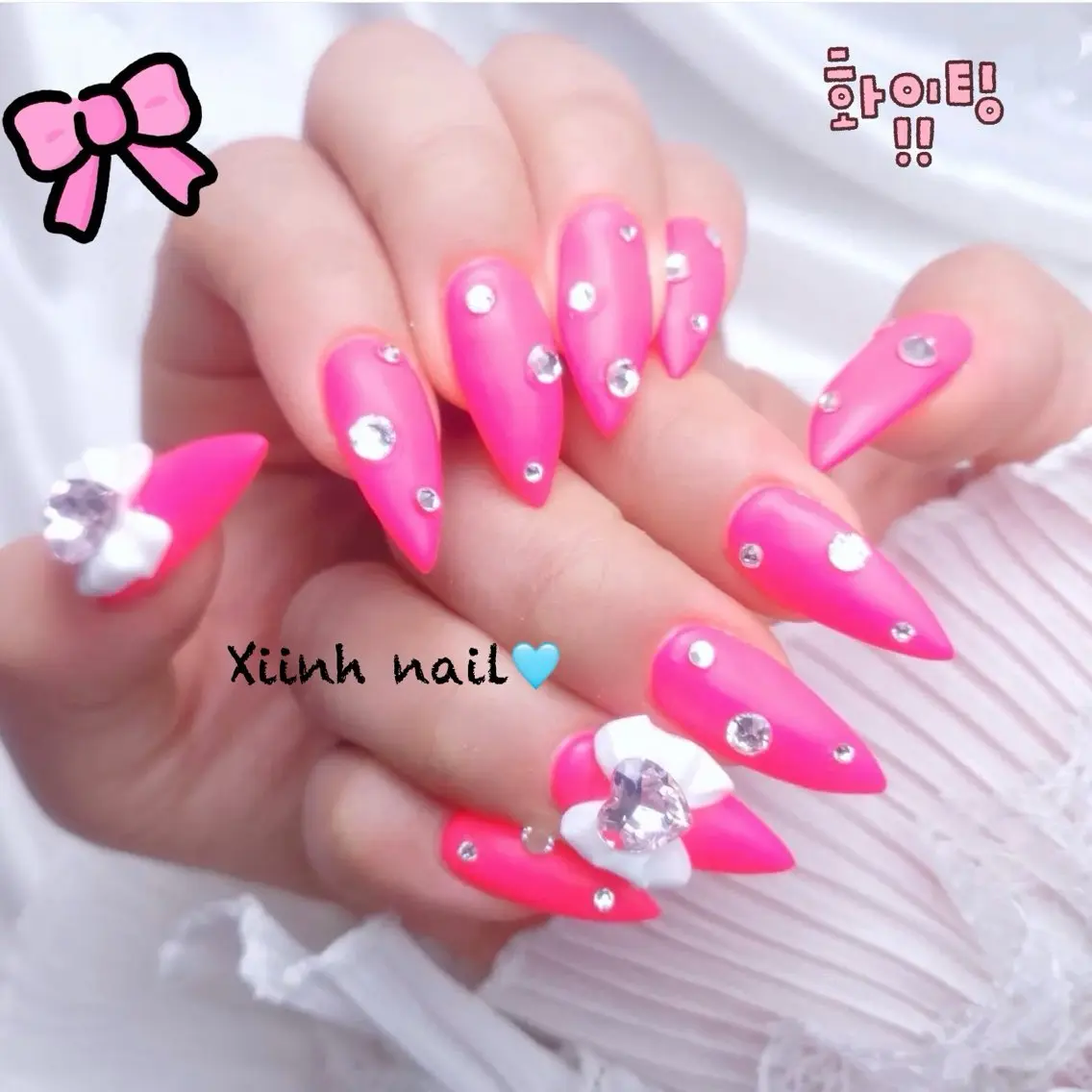 ネイル チークネイル 桜ネイル フットネイル ジェルネイル ハロウィン XIINH NAIL SALONのネイルデザイン