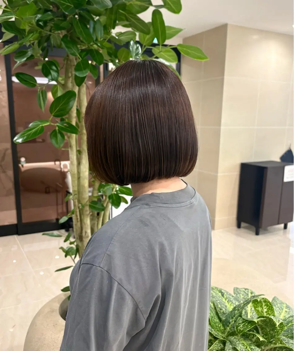 ショート 村岡 咲菜のヘアスタイル