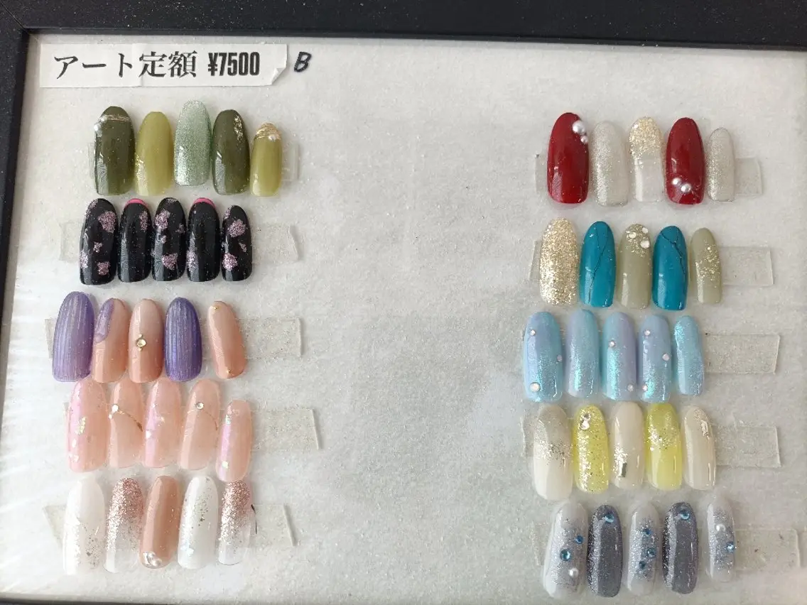 ネイル アートネイル ハンドネイル Rich to 大須賀のネイルデザイン