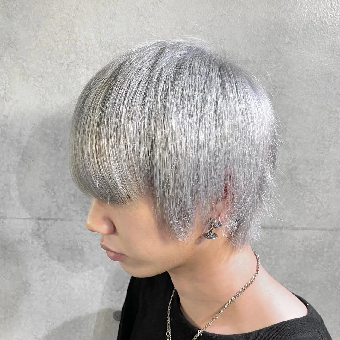 ショート カラー メンズ ウルフカット/ ブリーチ/長山遼太郎のヘアスタイル
