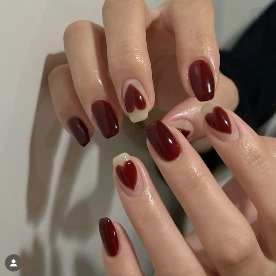ネイル 韓国ネイル マグネットネイル 持ち込み ハンドネイル Mimi Nail_Royalのネイルデザイン