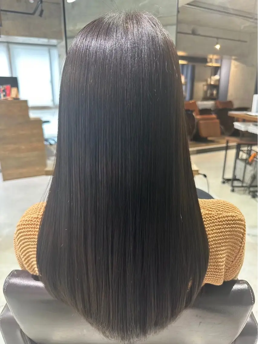 ロング 及川 亜美のヘアスタイル