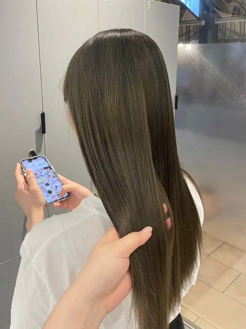 ロング カラー ヘアカラー 🌷柔らかカラー🍑 Miyu🪽のヘアスタイル