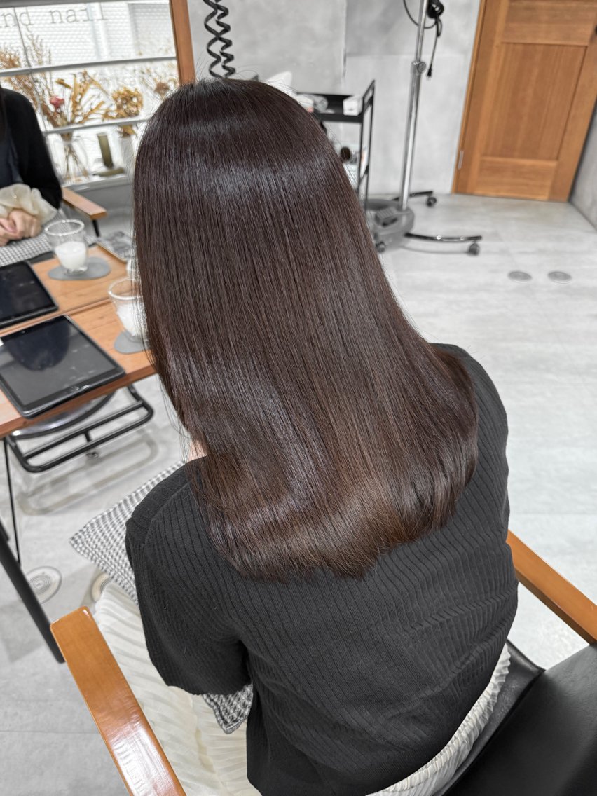 セミロング 髪質改善 カット トリートメント ウルフ レイヤー パーマ🪐MANAのヘアスタイル