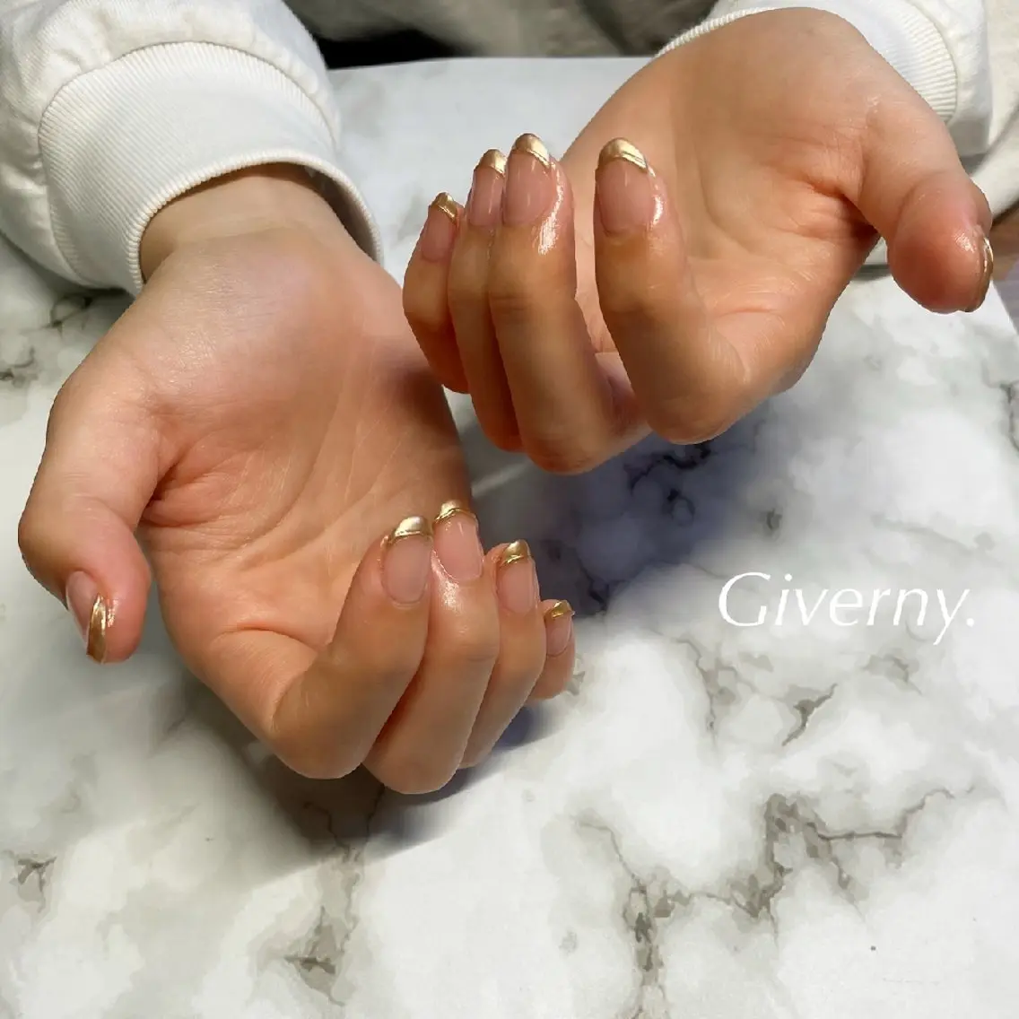 ネイル フレンチネイル ミラーネイル ハンドネイル Giverny .のネイルデザイン
