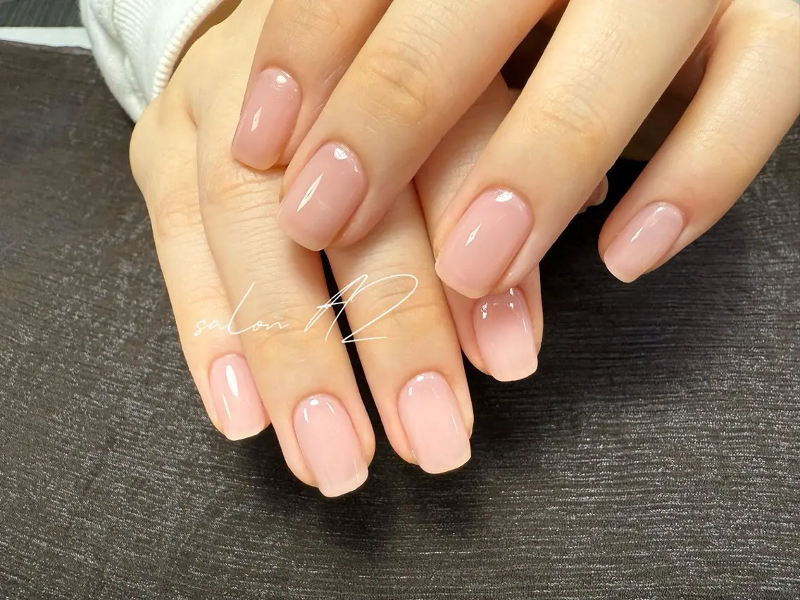 ネイル アートネイル 長さ出し フットネイル フレンチネイル ジェルネイル salon AZのネイルデザイン
