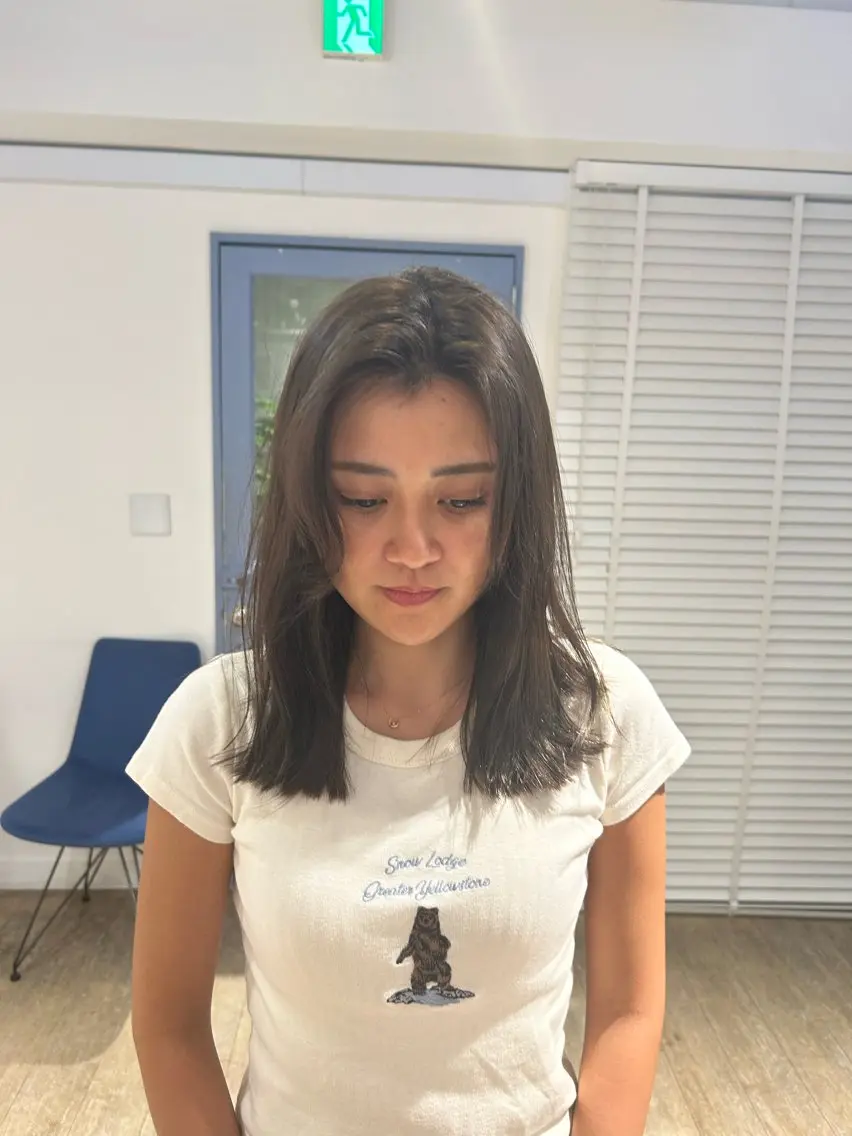 カラー ブリーチ ブリーチなしカラー 伊賀 海優のヘアスタイル