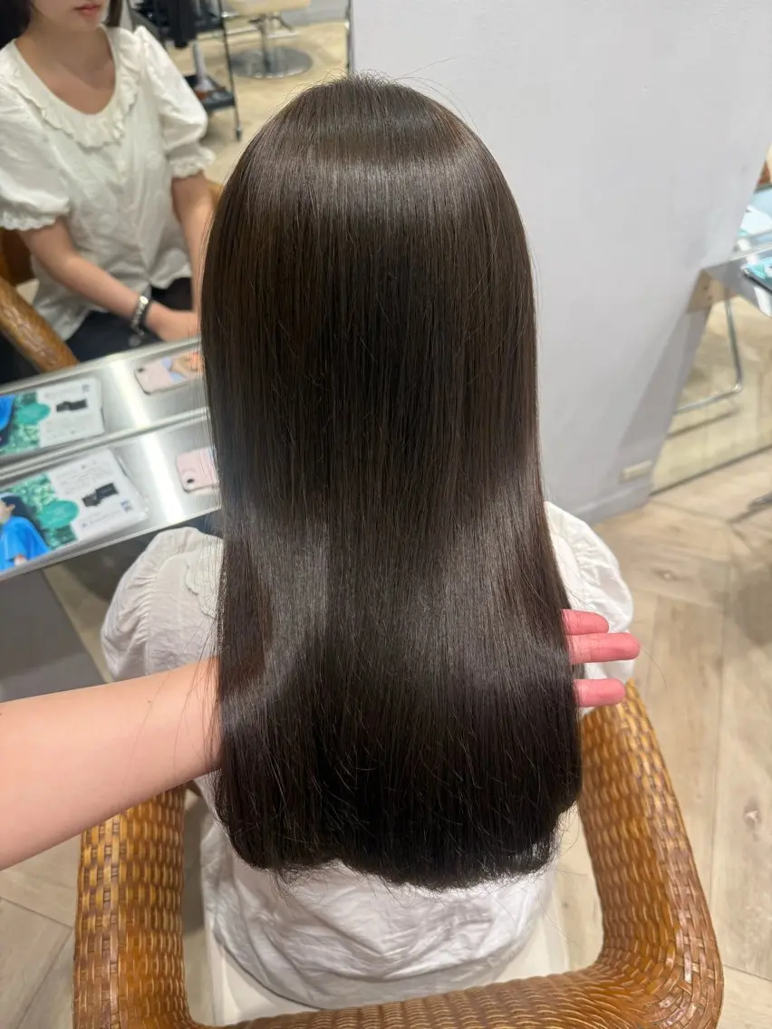 ロング カラー ヘアカラー トリートメント ヒジオカ リナのヘアスタイル