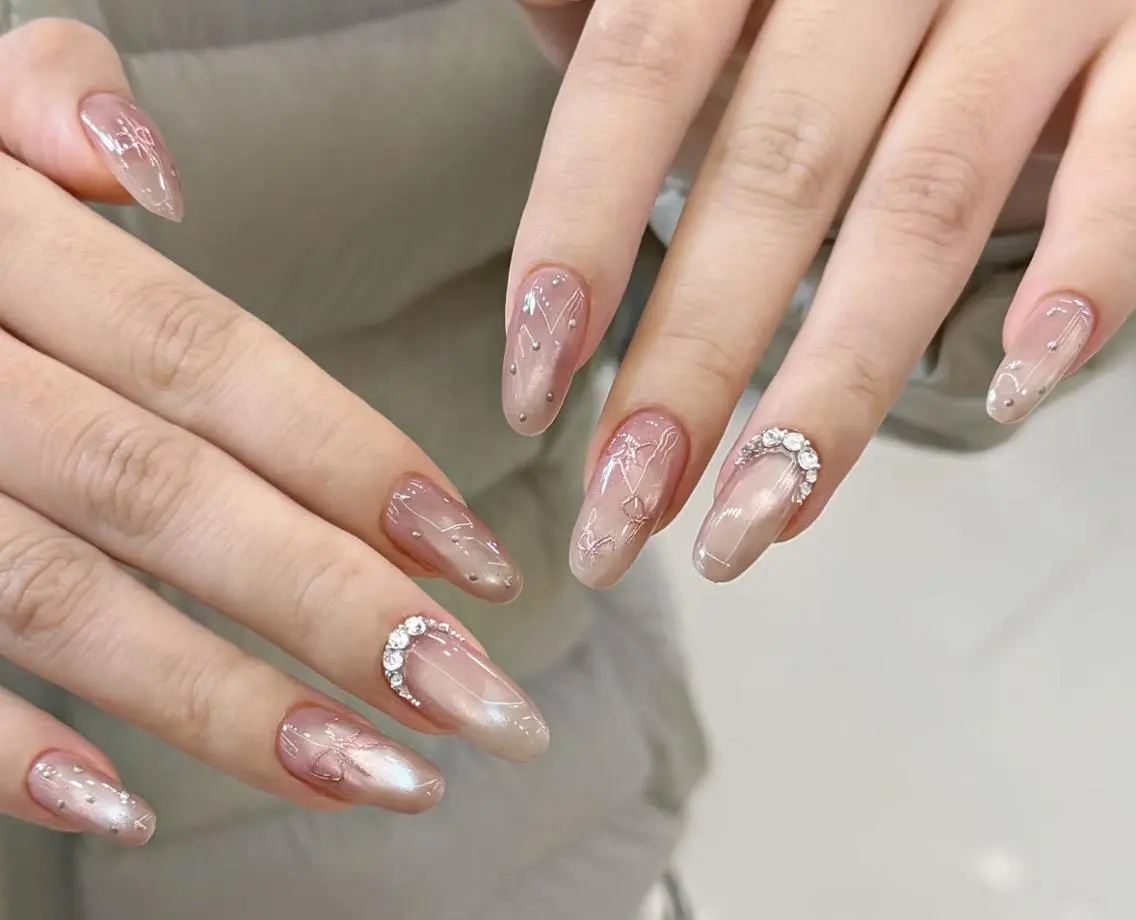 ネイル ハンドネイル エリ🫧 nail池袋東口のネイルデザイン