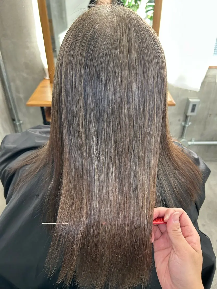 セミロング 縮毛矯正 トリートメント 🌟髪質改善と艶 ✨相場つかさのヘアスタイル