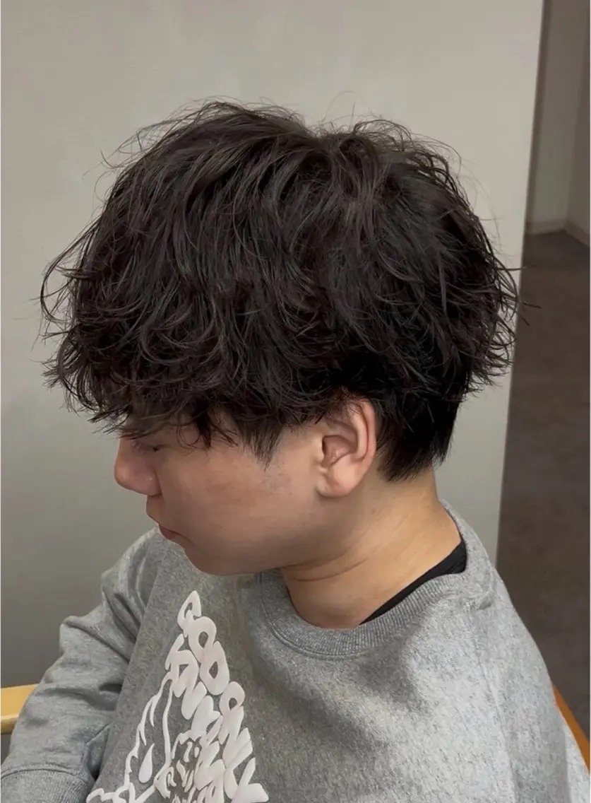パーマ メンズ カット パーマ トリートメント 足立 七彩のヘアスタイル