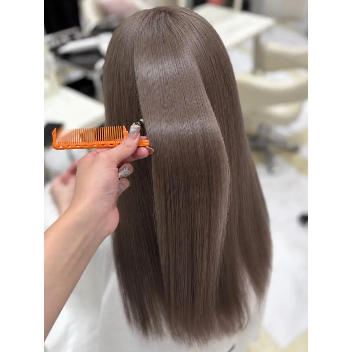 ロング ヘアカラー Lee 梅田 kurumiのヘアスタイル