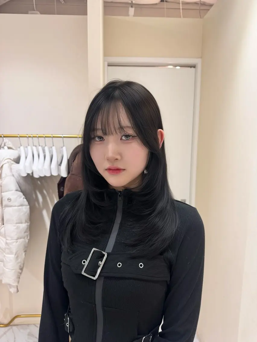 ミディアム カラー ヘアアレンジ オリーブカラー レイヤーカット カット ヘアカラー トリートメント 髪質改善特化 🫧松野力也のヘアスタイル
