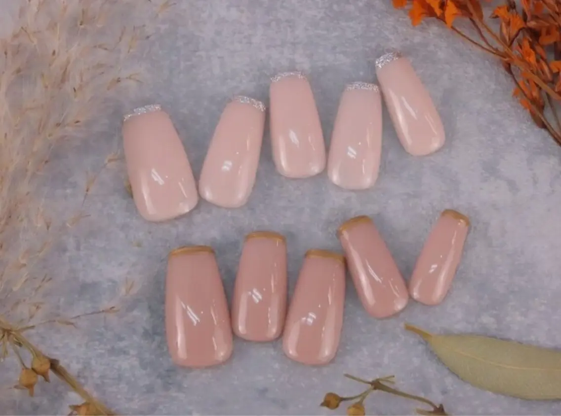 ネイル フレンチネイル ハンドネイル Nail Buzz 宮木のネイルデザイン