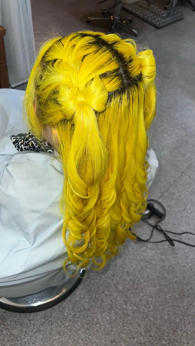 ヘアアレンジ ハーフアップ エクステ ヘアセット 個性的カラー ☆≡ねねのヘアスタイル