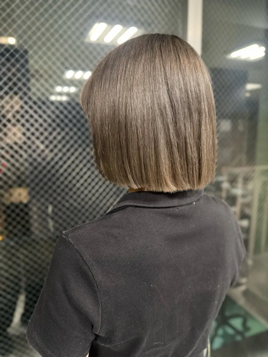 ショート カラー ダークグレー ダークグレージュ グレージュ ヘアカラー Viage （ビアージュ）のヘアスタイル