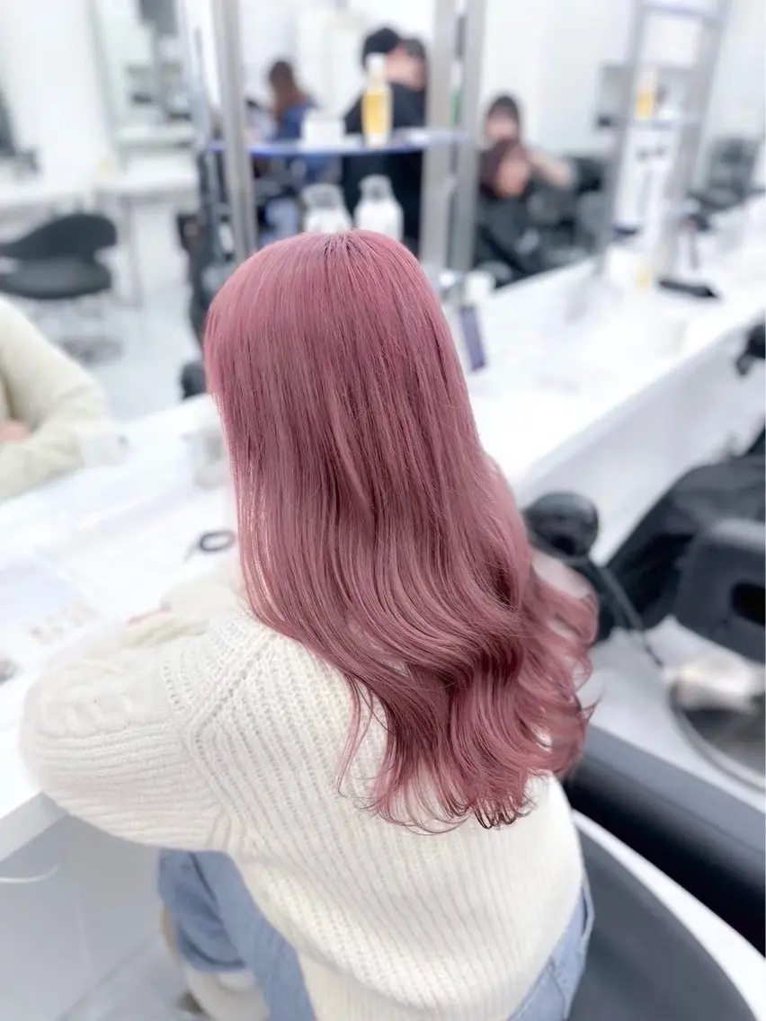 ロング カラー ヘアアレンジ ヘアカラー トリートメント ヘッドスパ ヘアセット ウルフカット×ハイ トーン職人🤍ゆうひのヘアスタイル