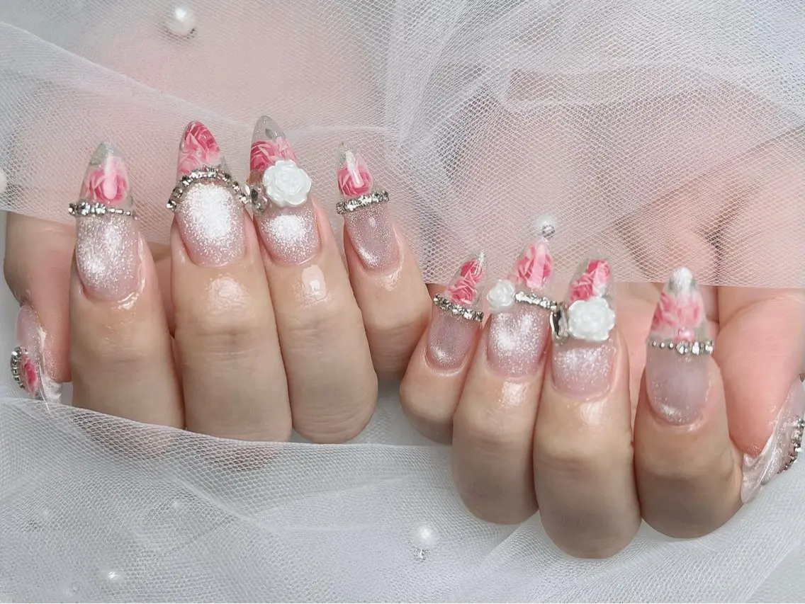 ネイル チークネイル 長さ出し フレンチネイル ジェルネイル ガーリー ハンドネイル Sora Nail Studioのネイルデザイン
