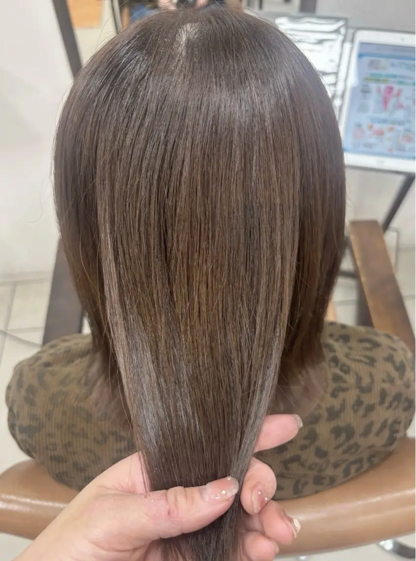 ミディアム カラー グレージュ 髪質改善 ヘアカラー トリートメント 頭皮×髪質改善 透明感カラー💎中村のヘアスタイル