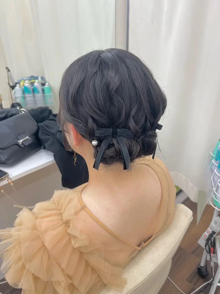 ミディアム お団子ヘア ヘアセット YUMEYAKATA 五条店のヘアスタイル