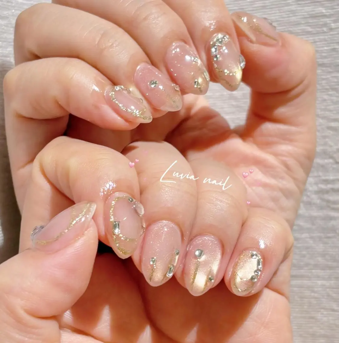 ネイル ハンドネイル 🎀Luvia ワンホンネイル💫のネイルデザイン