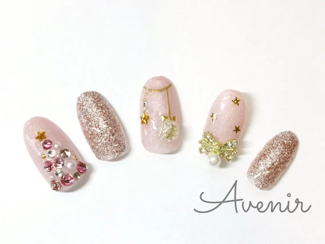 ネイル Avenir 表参道 nail＆eye予約のネイルデザイン