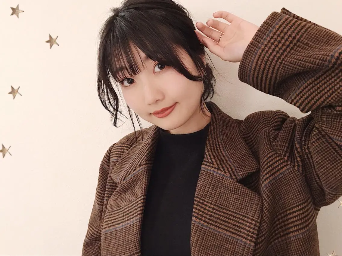 セミロング ヘアアレンジ ヘアセット 市川 千夏のヘアスタイル
