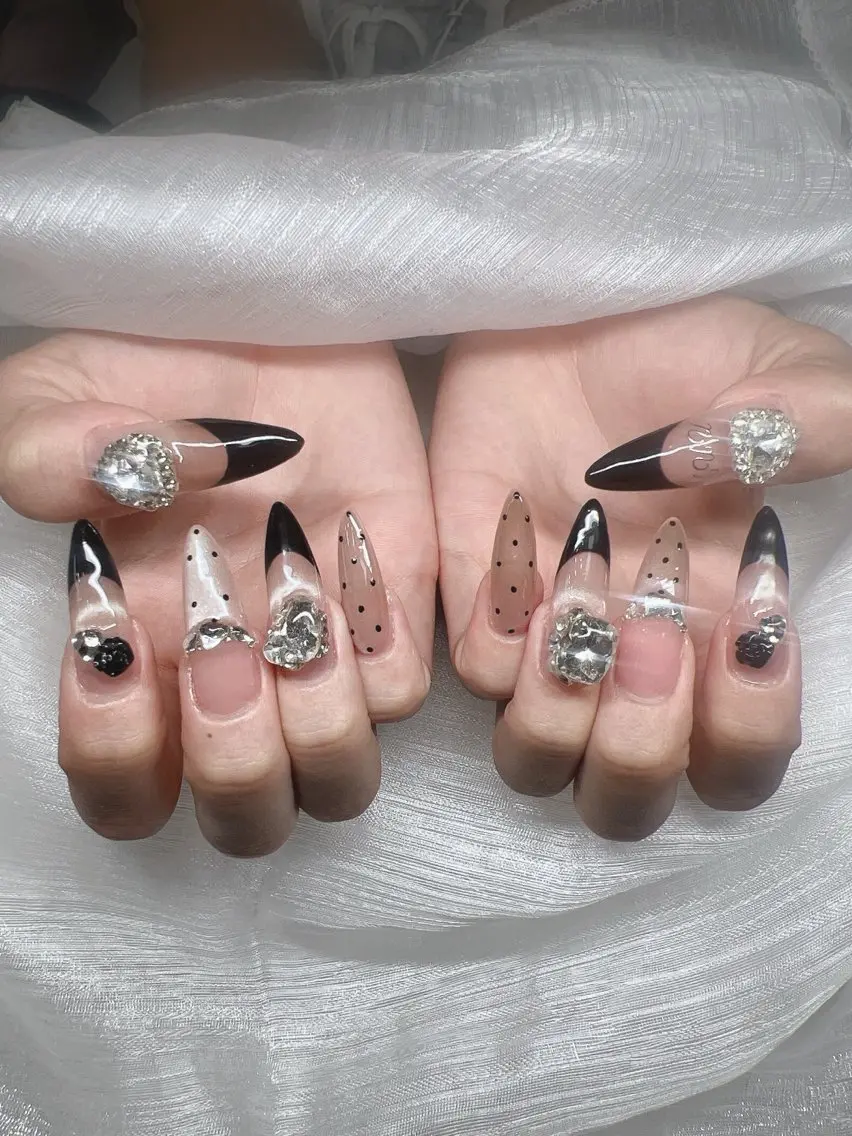 ネイル 長さ出し グラデーション キラキラネイル マグネットネイル ニュアンスネイル Lee Nails チップ長さだし専門店のネイルデザイン