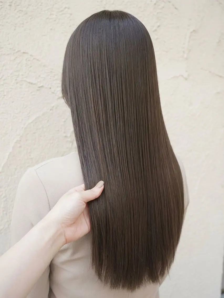 ロング MOLLA ✂️辻桃加のヘアスタイル