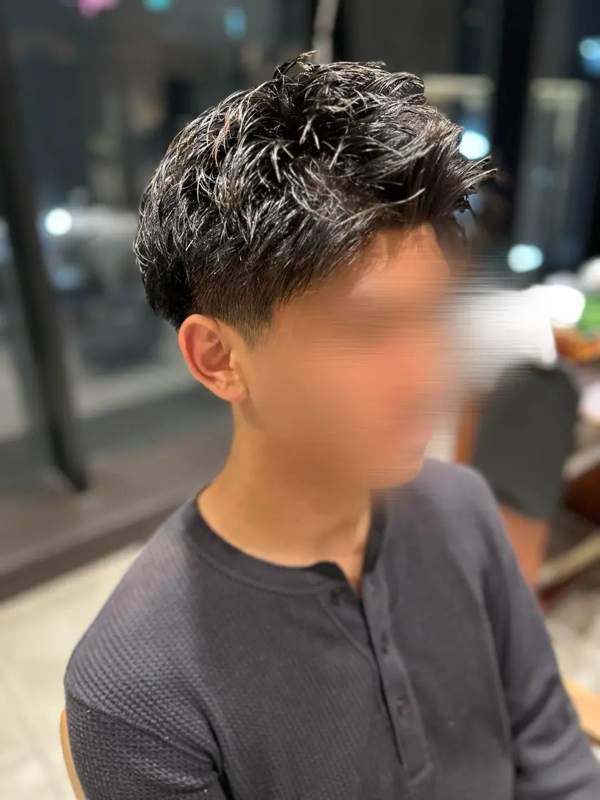 ショート メンズ アップバング ビジネス 刈り上げ 川野 颯空のヘアスタイル