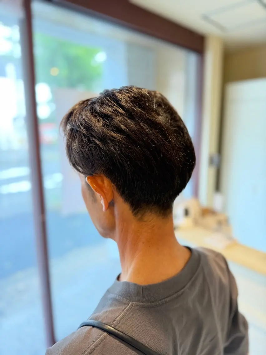 カラー 神野 流嘉のヘアスタイル