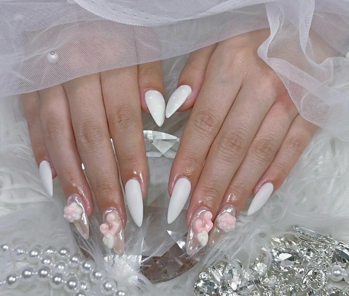 ネイル アートネイル オーロラネイル チークネイル 長さ出し フットネイル Miya _nailのネイルデザイン