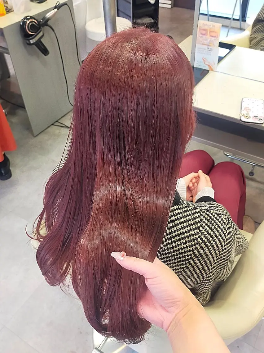カラー SiLO 🎀 𝕂𝕒𝕟𝕟𝕒のヘアスタイル