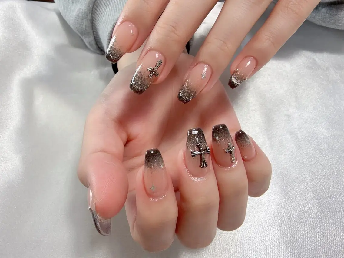 ネイル Infinity Nail salonのネイルデザイン
