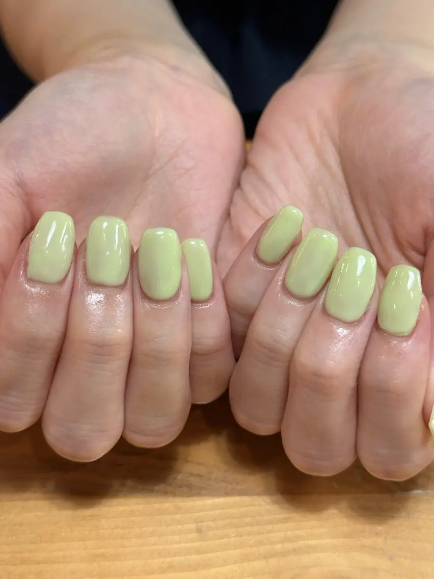 ネイル ワンカラーネイル ungu  Ami 🎀✨️のネイルデザイン
