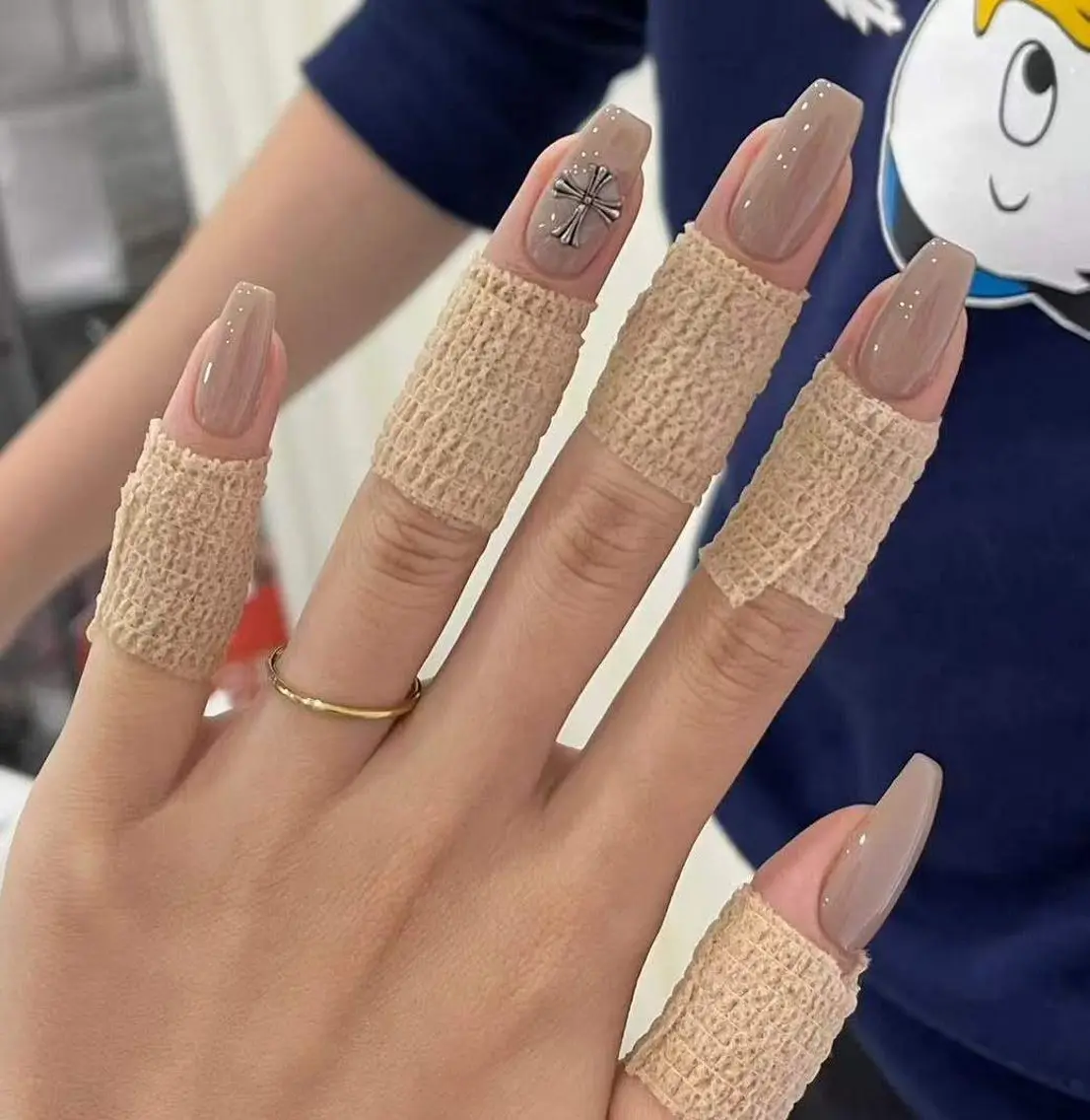 ネイル オーロラネイル フラワーネイル フットネイル フレンチネイル ジェルネイル ハンドネイル BabyYouMi ねねのネイルデザイン