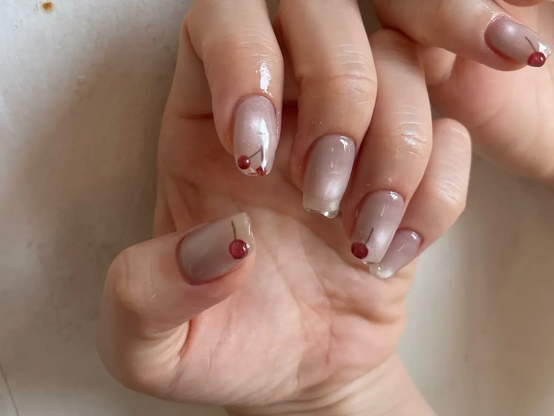 ネイル ハンドネイル shion .のネイルデザイン