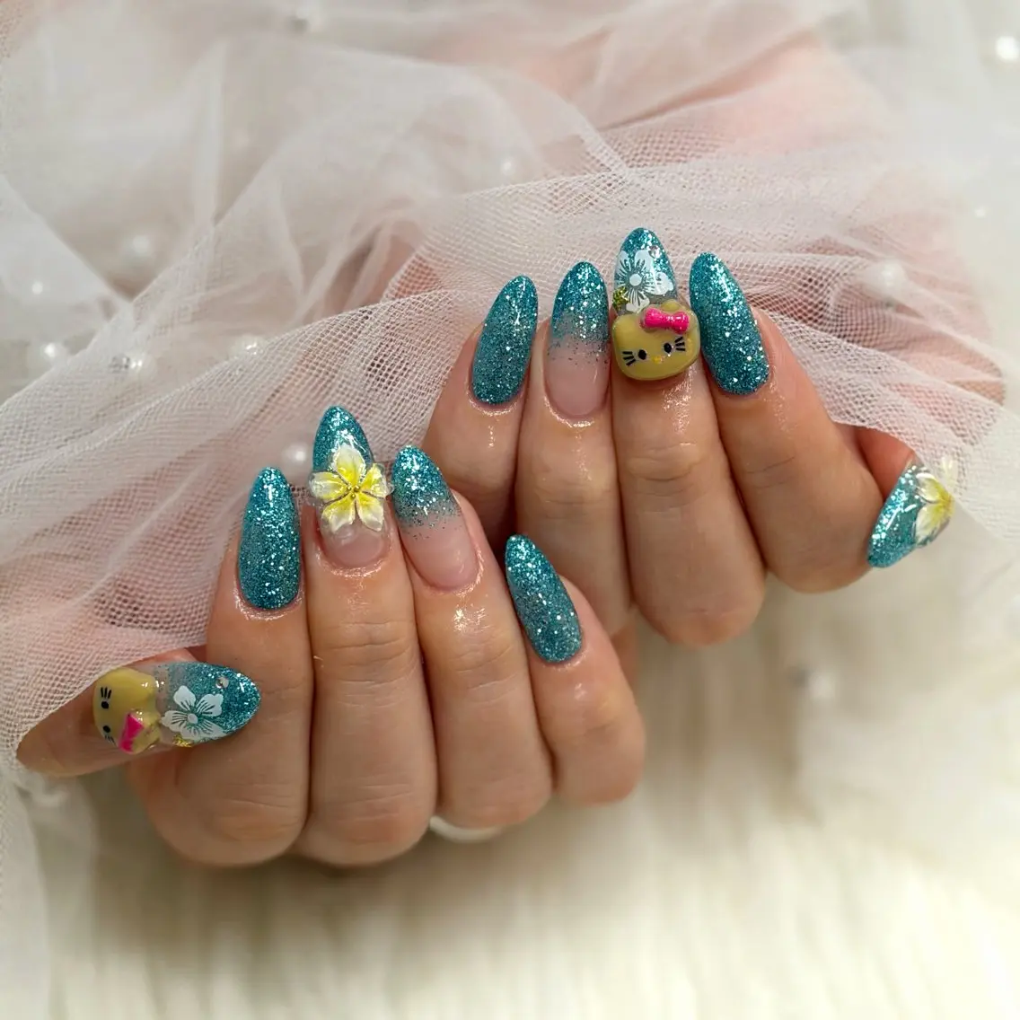 ネイル uni. Rinoのネイルデザイン