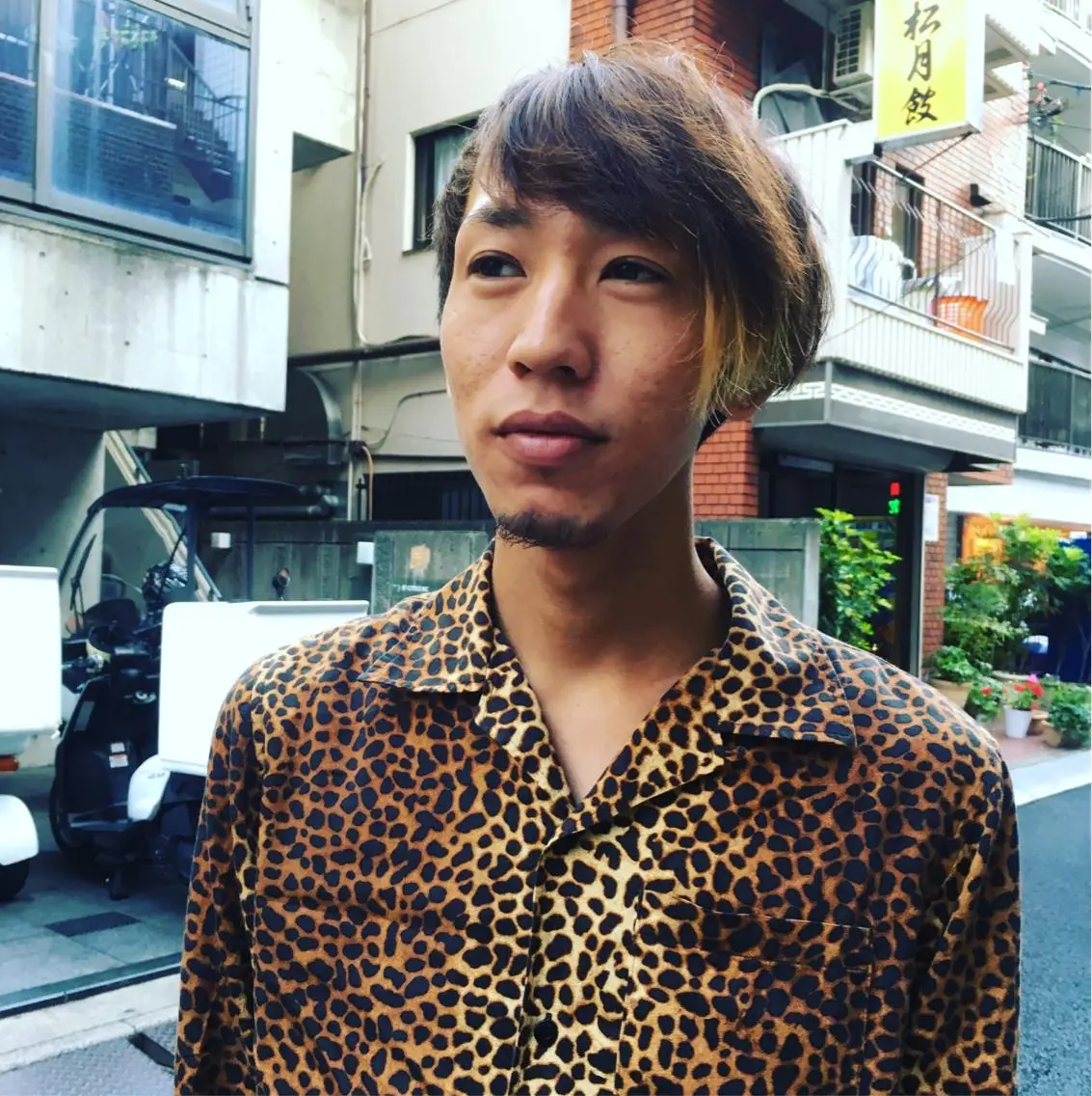 ショート カラー パーマ メンズ ヨシダ アズサのヘアスタイル