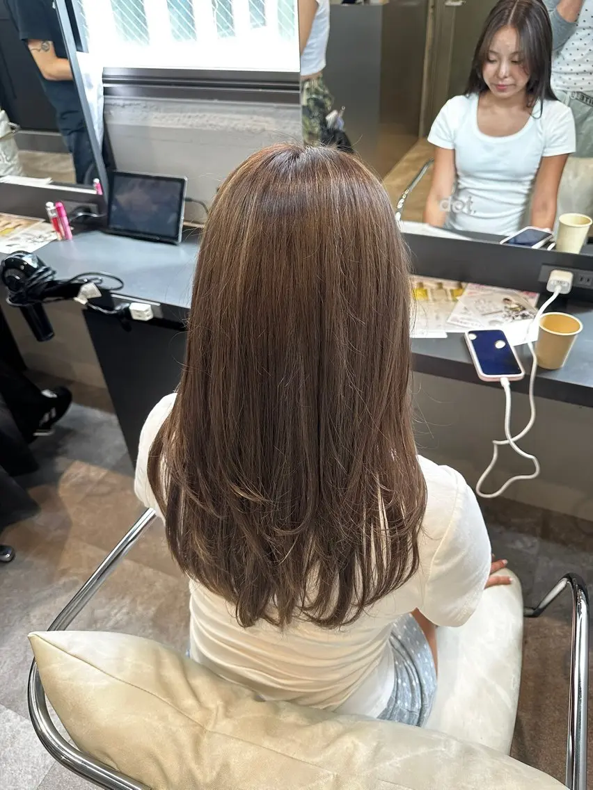 ロング カラー 🍀カラー特化透明 感ベージュ|けいなのヘアスタイル