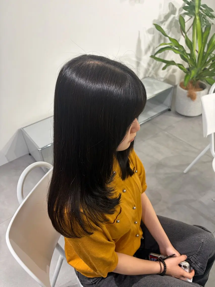 カラー 五十棲 光里のヘアスタイル