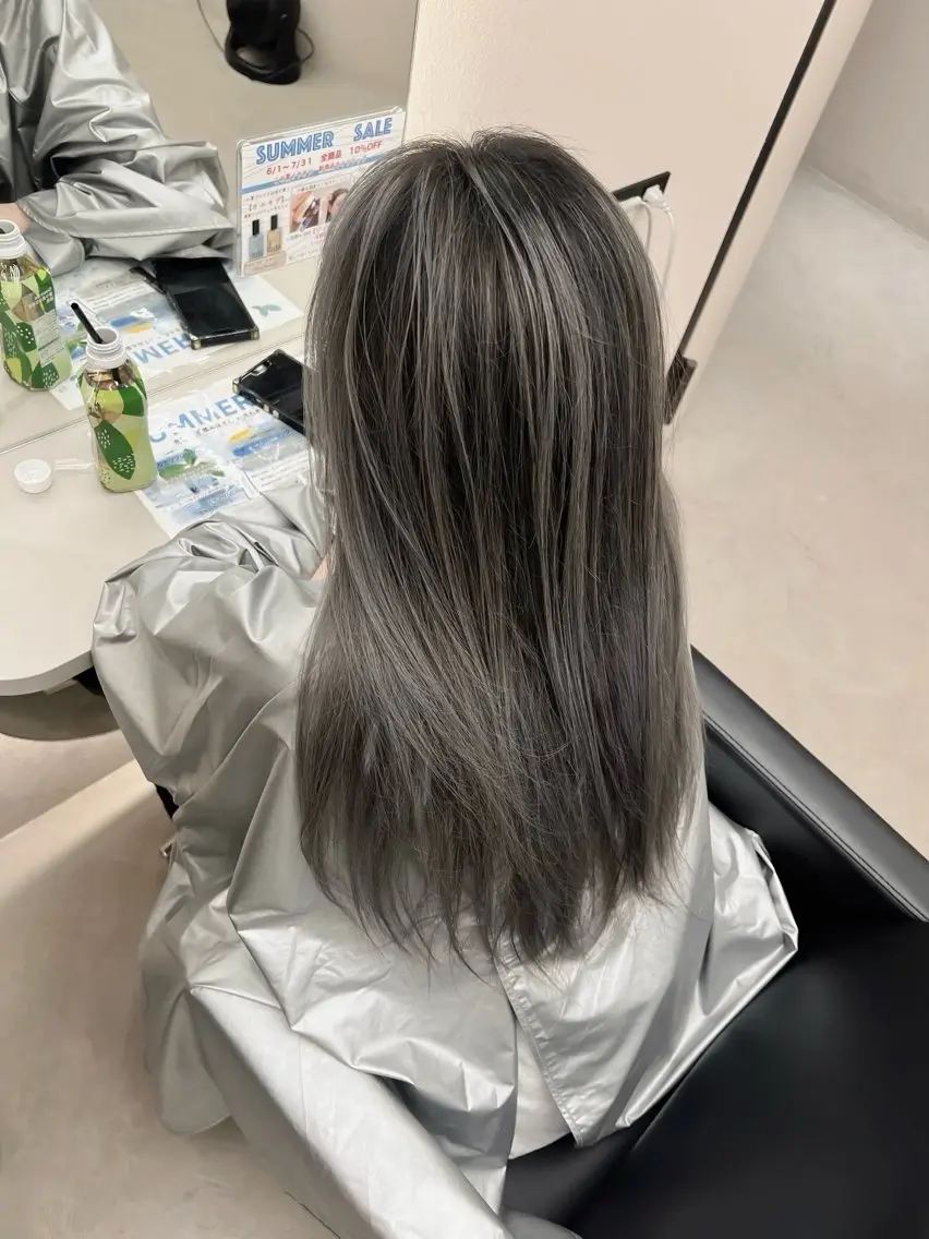 カラー ヘアカラー トリートメント 今が1番似合う自分に /志音のヘアスタイル